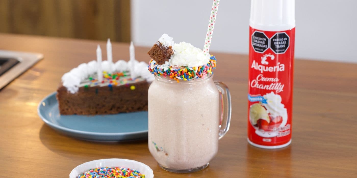 Malteada de torta con Chantilly