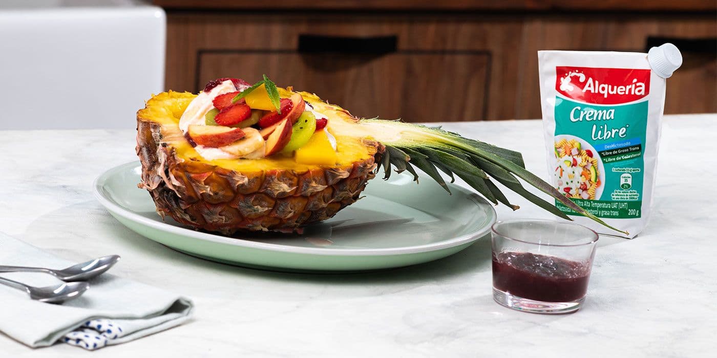 Ensalada de frutas cremosa