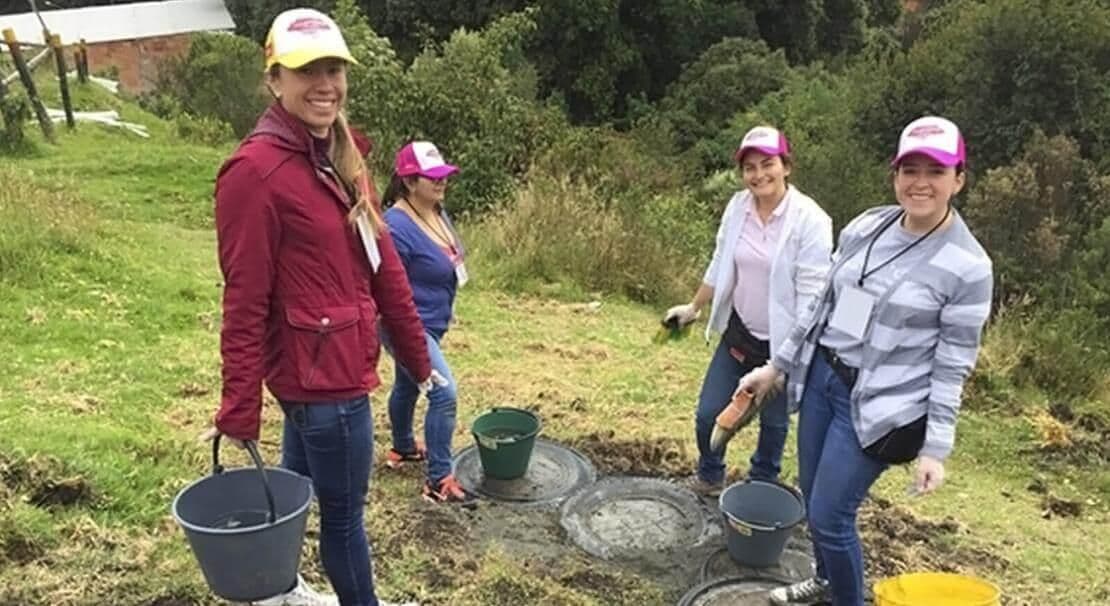 jovenes voluntarios