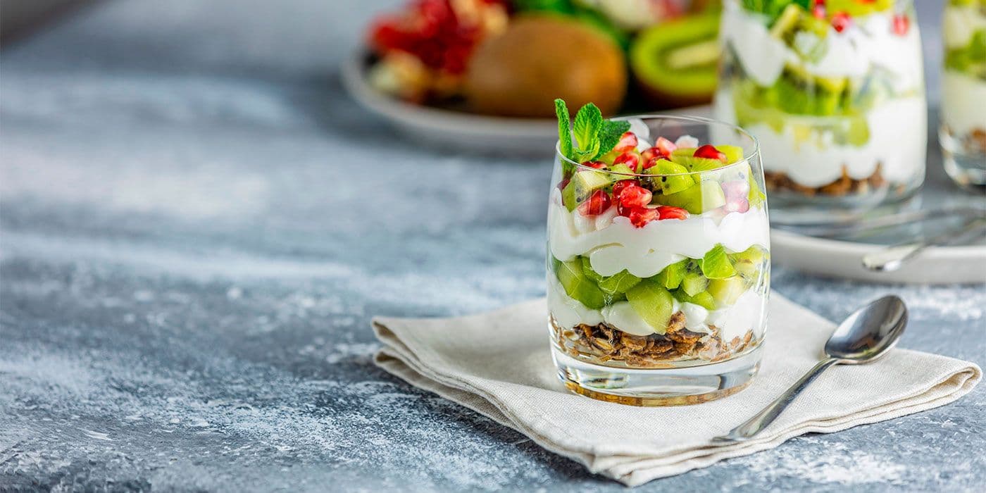 Parfait con muesli y crema