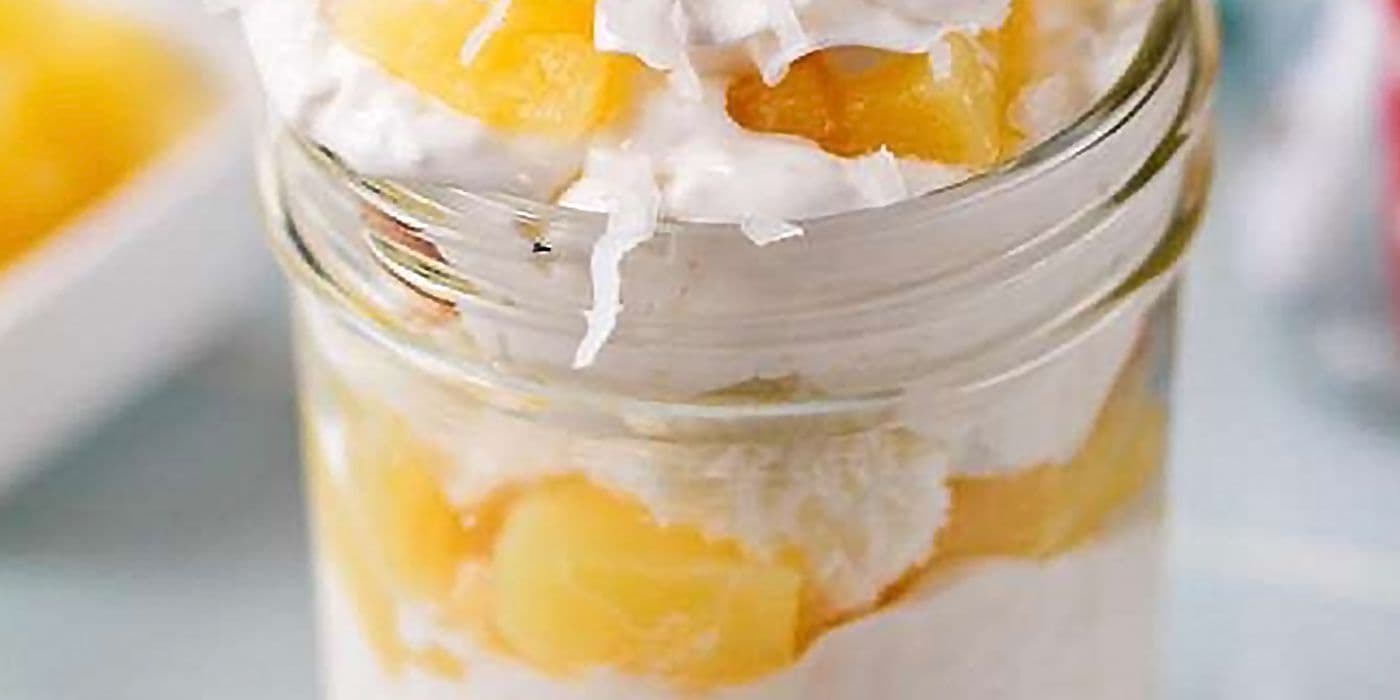 Postre de pina colada