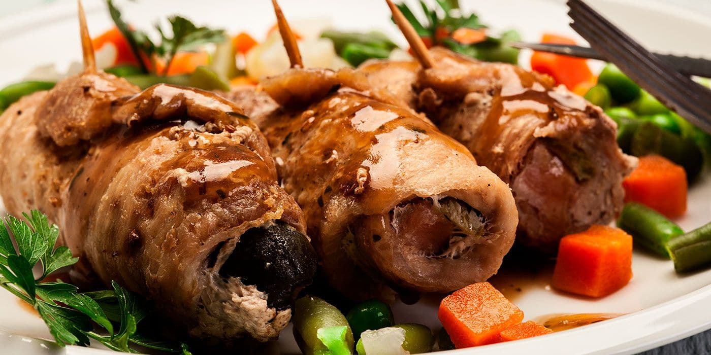 Rollitos de carne en salsa coffee