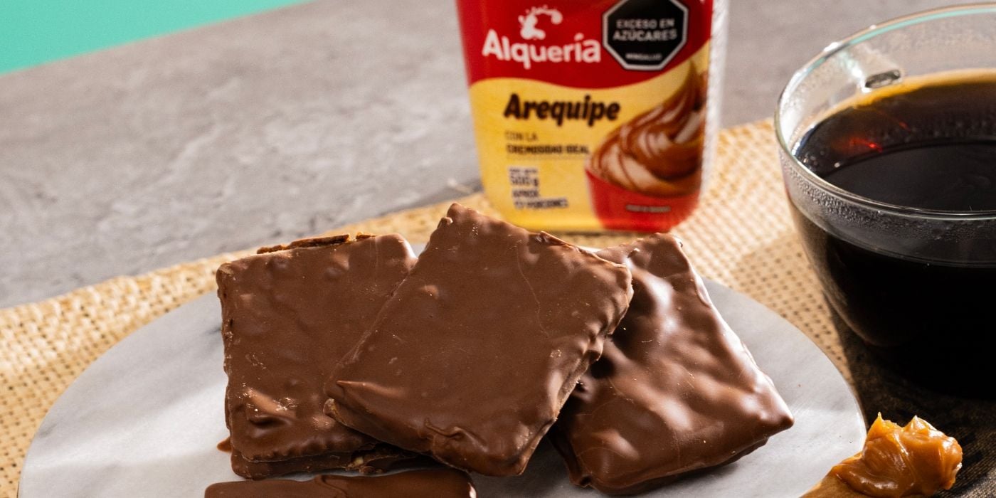 Sanduchitos de galleta con Arequipe Alquería
