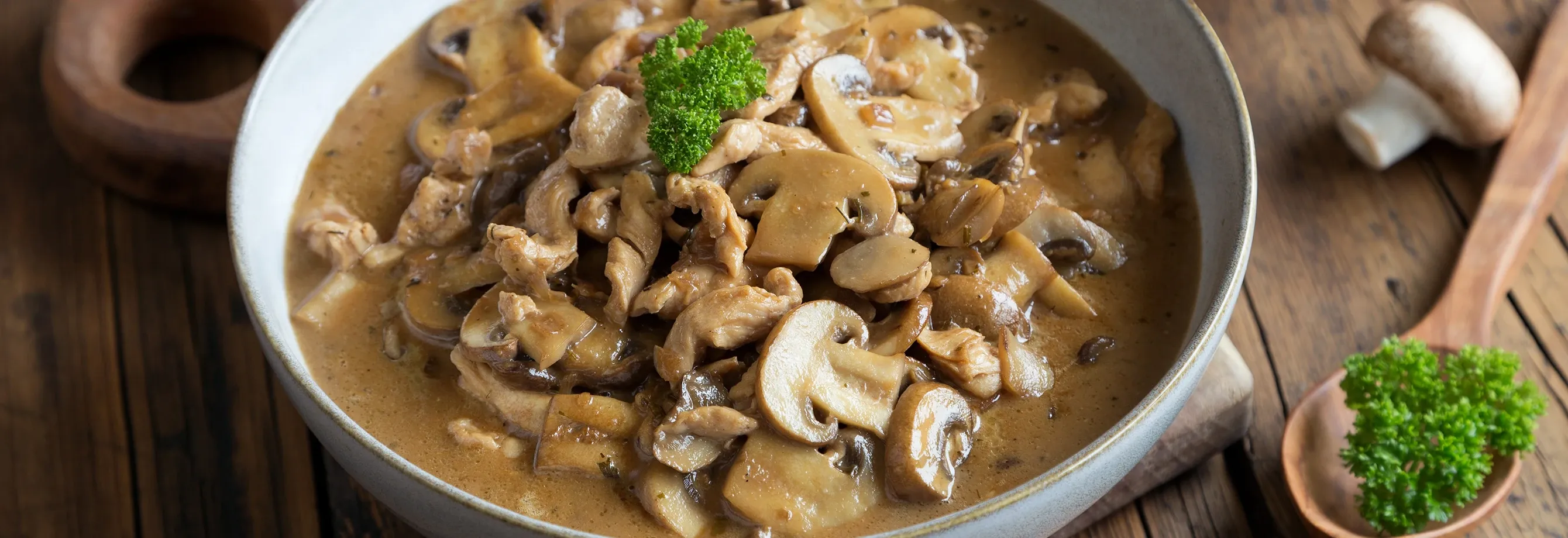 CHAMPIÑONES CREMOSOS