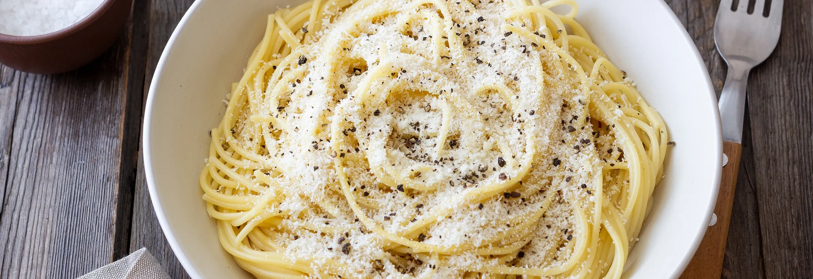 ESPAGUETIS CON QUESO COSTEÑO