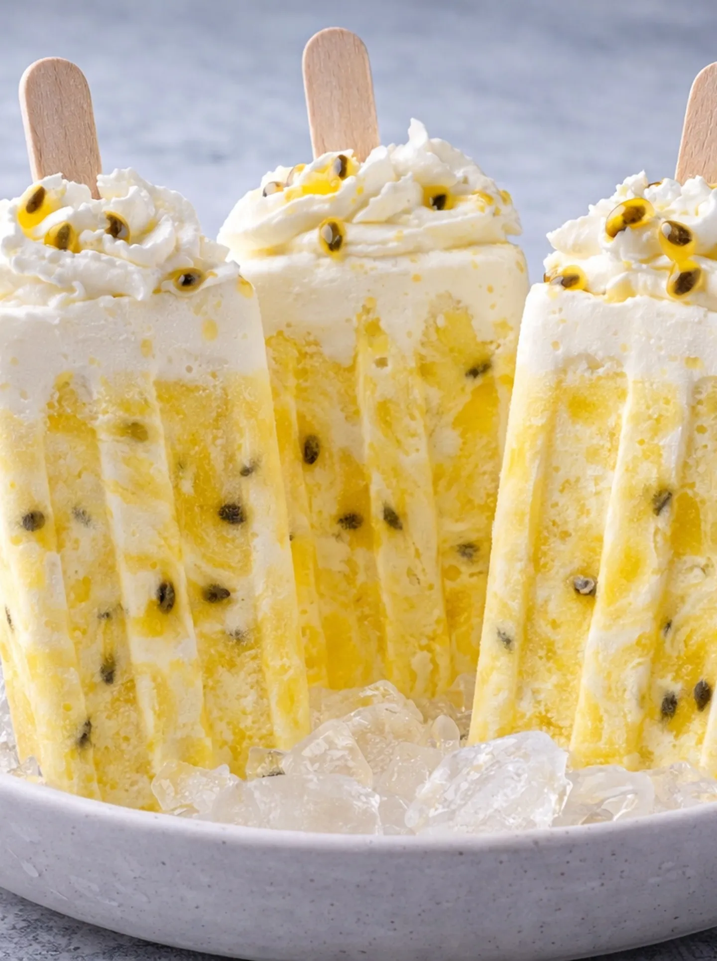 Paleta de crema de limón y maracuyá