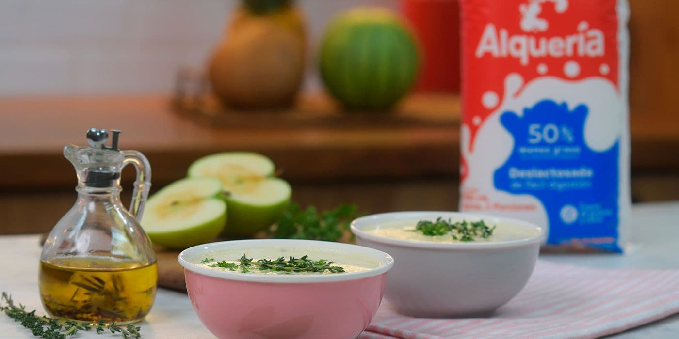 Crema Ligera de calabacín y manzana