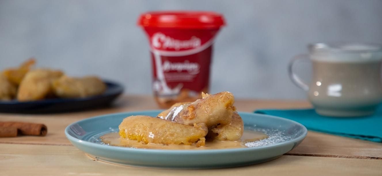 Bananos tempura con salsa inglesa de arequipe Alqueria