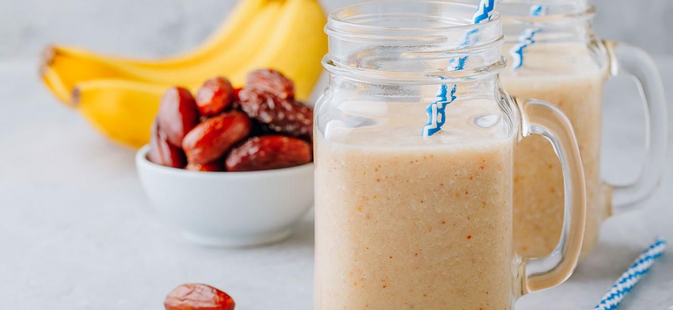 Batido energético de lulo con banano, coco y linaza