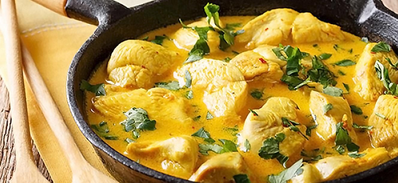 Cazuela de pechuga de pollo con cebolla puerro