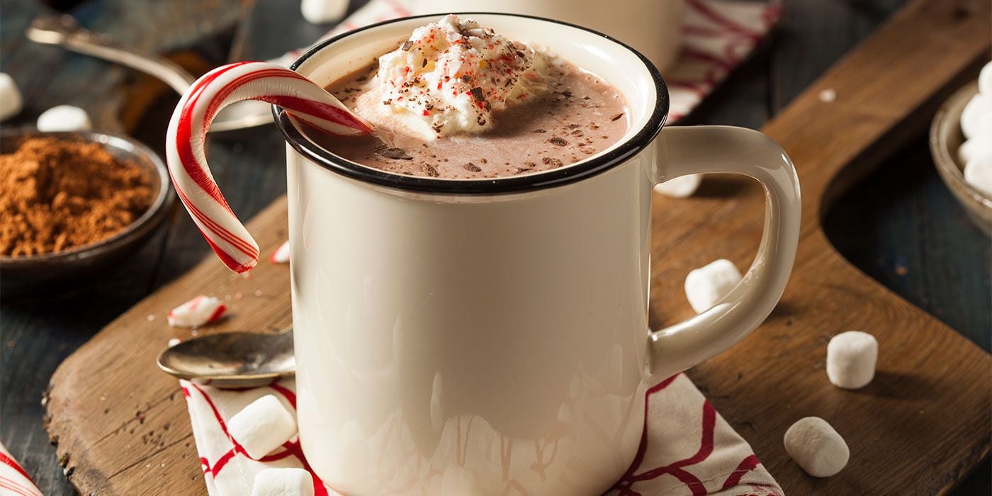 Chocolate caliente con arequipe y crema