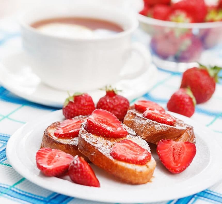 Desayuno tostadas francesas alqueria