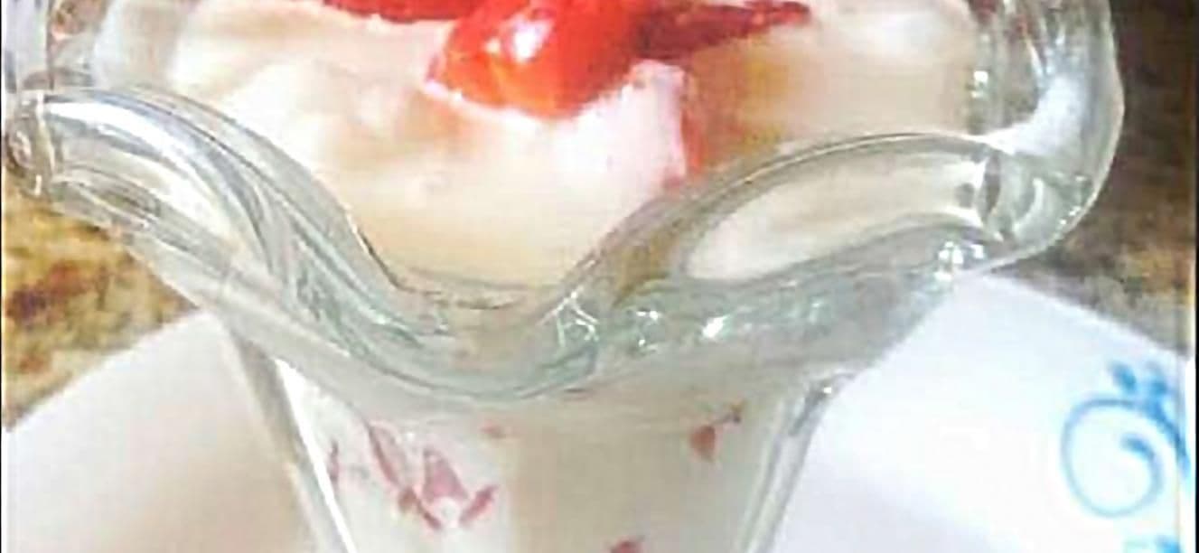 Fresas con Crema de Leche Alqueria en copa