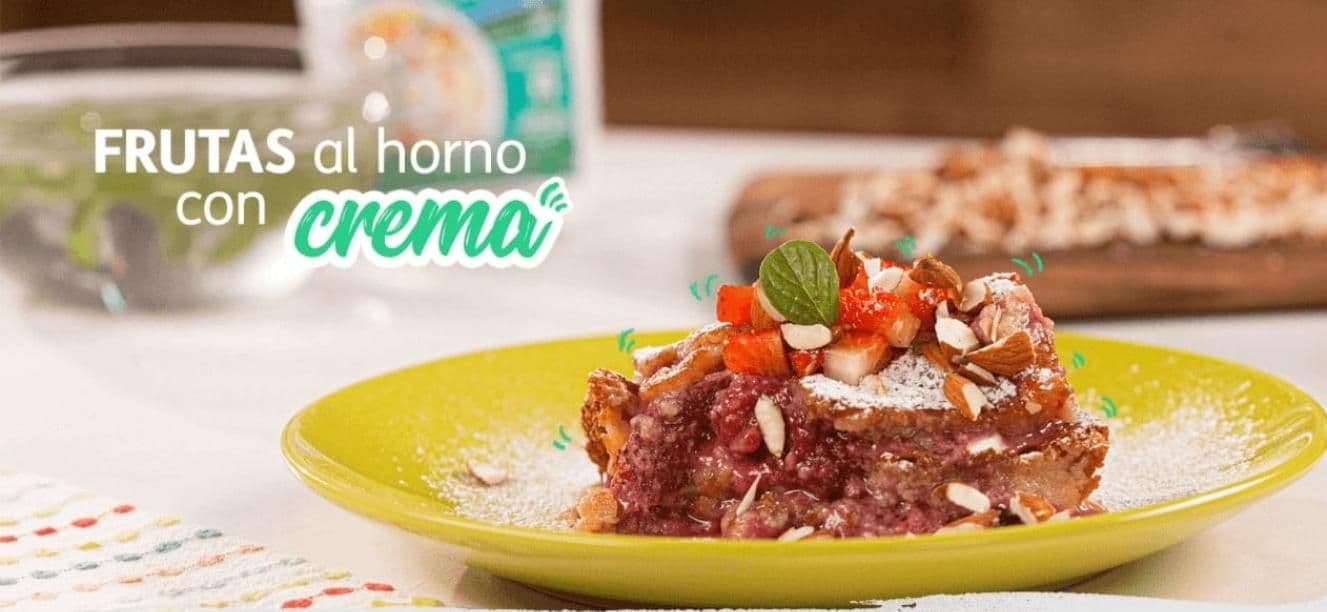 Frutas al horno con crema y miel