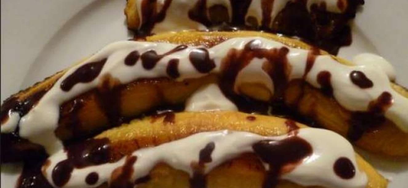 Postre de platano con crema de leche alqueria
