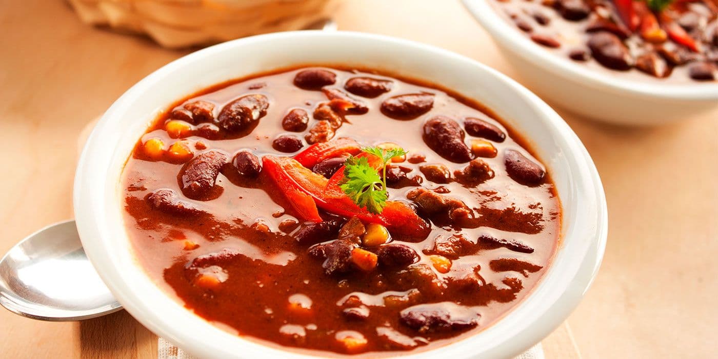 Sopa cremosa de frijol y maiz