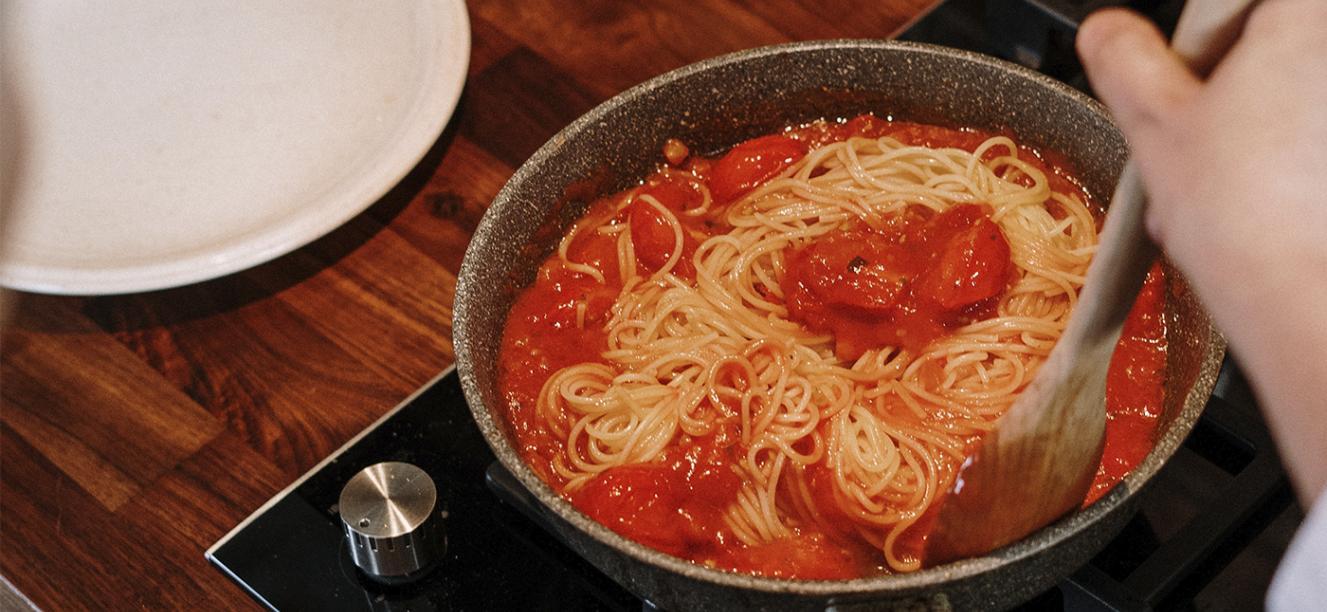 Espaguetis con Crema de Leche Alquería